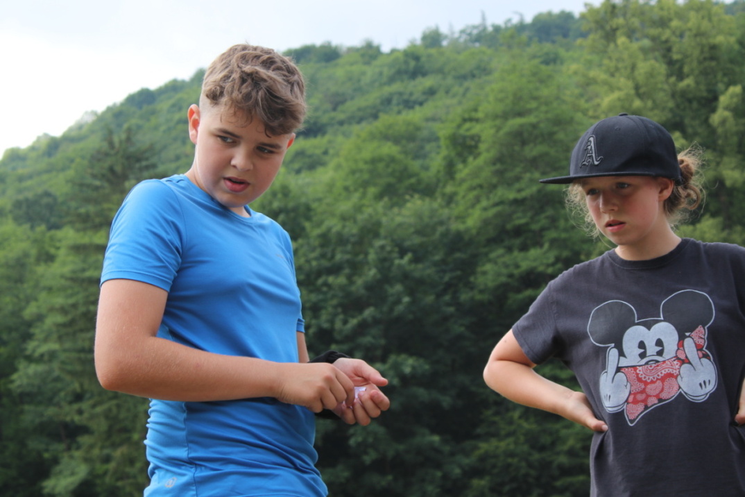 Karlík a továrna na čokoládu
