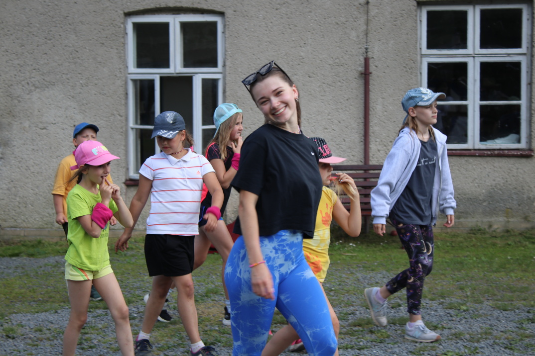 Karlík a továrna na čokoládu